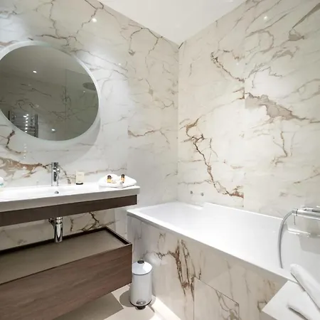 De L'horloge - Welkeys Apartment *